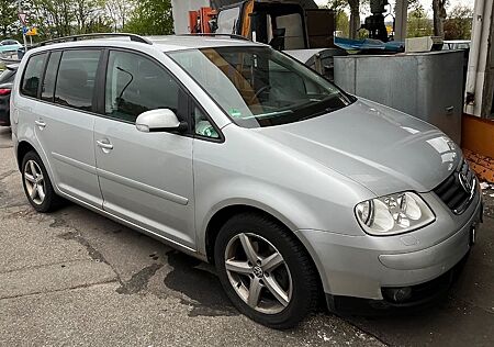 VW Touran Volkswagen 2.0 TDI