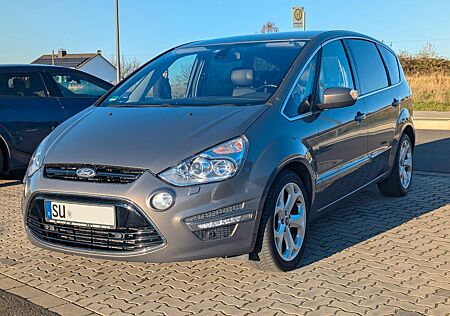 Ford S-Max 2,2 TDCi 147kW DPF Titanium Autom. Tit...