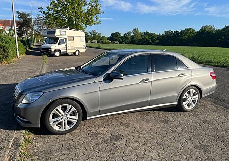 Mercedes-Benz E 220 CDI AVANTGARDE