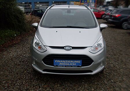 Ford B-Max Titanium