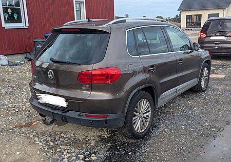 VW Tiguan Volkswagen 1.4 TSI BlueMotion Tec CUP Sport & St...