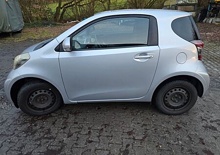 Toyota iQ 1,0-l-VVT-i