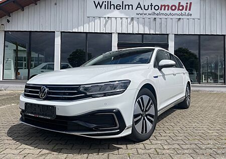 VW Passat Variant Volkswagen GTE Travel Assist Kamera AHK Side