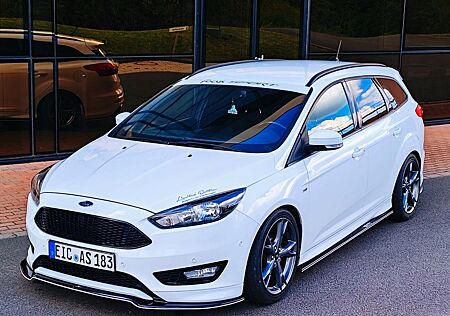 Ford Focus 1,5 EcoBoost 134kW ST-Line Turnier ST-Line