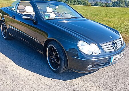 Mercedes-Benz 200