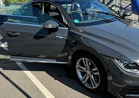 VW Arteon Volkswagen 2.0 TSI OPF DSG R-Line R-Line