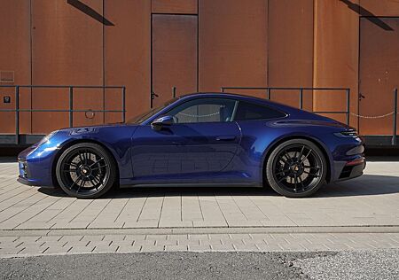 Porsche 992 Carrera GTS Coupé Carrera GTS enzianblau