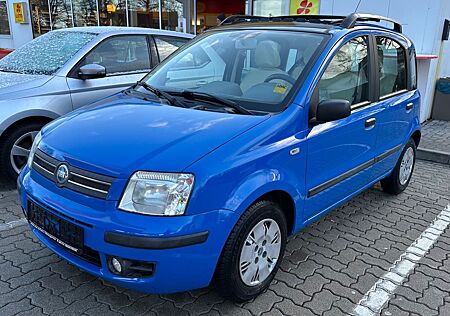 Fiat Panda 1.2 8V Dynamic & el. Schiebedach !!
