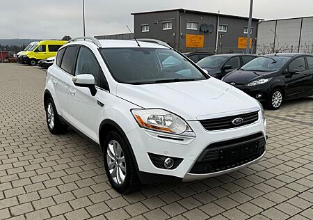 Ford Kuga Titanium 4X4 AHK / TÜV 12-2026