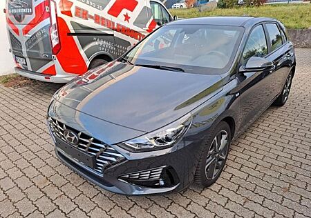 Hyundai i30 1.0 T-GDI Connect & Go LED NAVI SHZ
