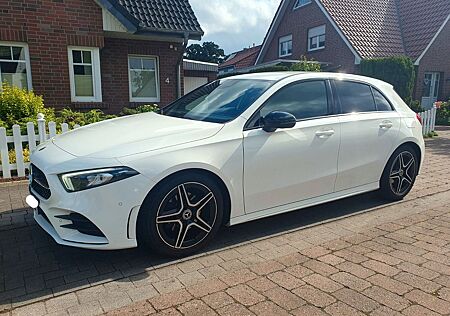 Mercedes-Benz A 180 AMG Paket LED Tüv Neu 2027 Top Zustand!