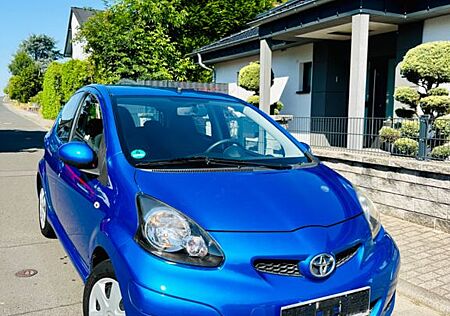 Toyota Aygo (X) Aygo (X) 1,0-l-VVT-i Edition* 2 Hand*KLIMA*5-Tür