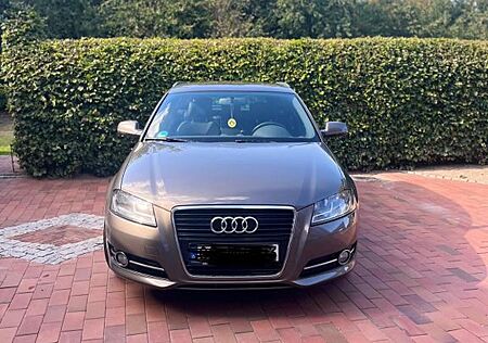 Audi A3 1.6 TDI (DPF) 66kW S line Sportback S line