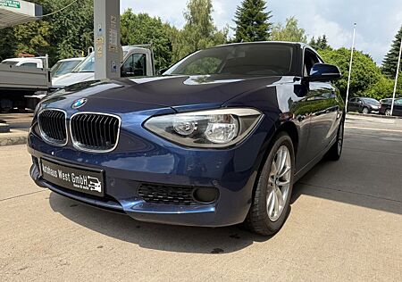BMW 114i , Scheckheft, TÜV+Service Neu!