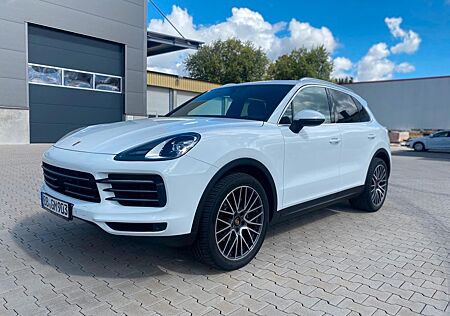 Porsche Cayenne Scheckheft| Luftfederung | ACC |21