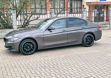 BMW 316i Luxury Line Luxury Line