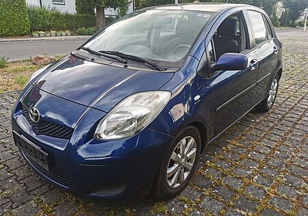 Toyota Yaris 1,4-D-4D (Diesel) Automatik Klima AHK PDC