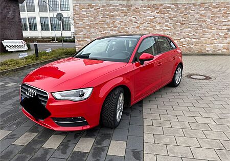 Audi A3 2.0 TDI clean diesel Ambition Sportback A...