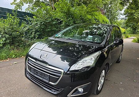 Peugeot 5008 1.6 HDi 115 7 SITZER Automatik