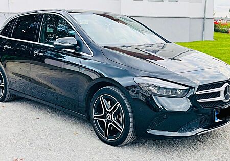 Mercedes-Benz B 250 e DCT -