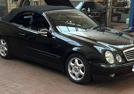 Mercedes-Benz CLK 320 Avantgarde Sport edition