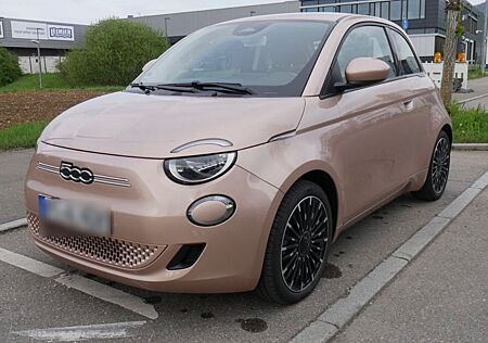 Fiat 500E 3+1 ICON EDITION /42 kWh/SHZ/PDC/SKR17