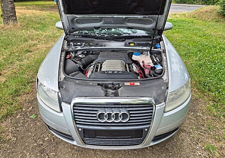 Audi A6 2.4 multitronic -