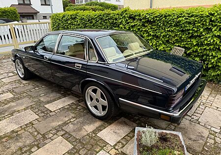 Jaguar Daimler | 2. Hand | 96.000 km | H-Kennz.