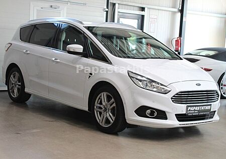 Ford S-Max Titanium*NAVI*CAM*TOT*SPUR*AHK*