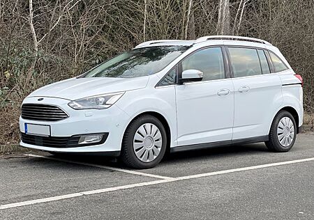 Ford Grand C-Max 1,5TDCi 88kW Titanium