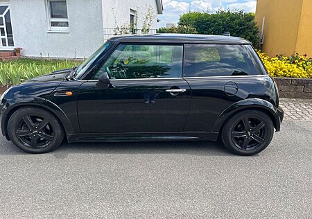 Mini One D ONE Diesel und sehr sparsam!!!