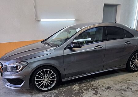 Mercedes-Benz CLA 220 CDI DCT AMG Line AMG Line
