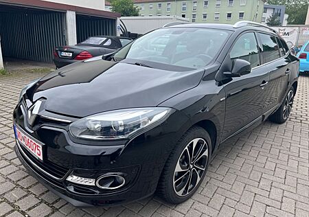 Renault Megane III Grandtour BOSE Edition/TÜV§INSPTONNEU