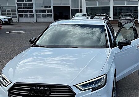 Audi A3 Sportback sport 1.5 TSI S-TRO*SLINE*STDH