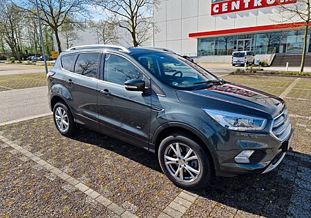 Ford Kuga 1,5 EcoBoost 4x4 134kW Titanium Autom. ...