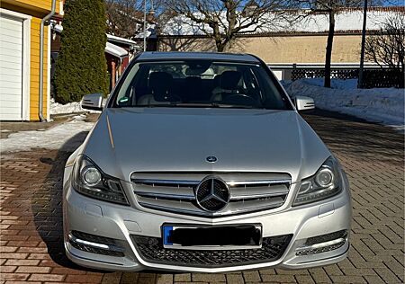 Mercedes-Benz C 300 CDI 4MATIC BlueEFF. AVANTG. Autom. AVA...
