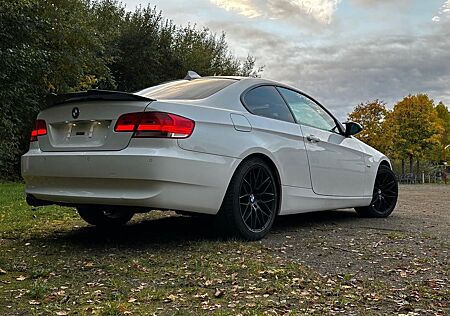 BMW 328XI