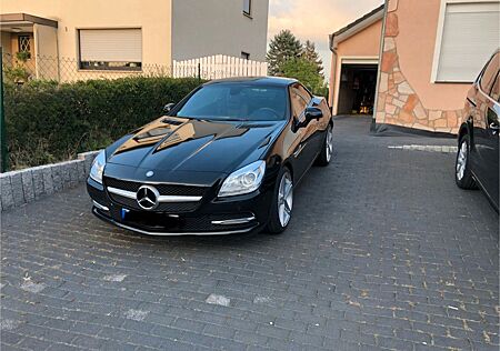 Mercedes-Benz SLK 200 BlueEFFICIENCY - AIRSCARF - Navi - Leder