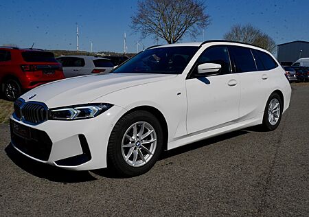 BMW 320i Touring"M-Sport"Head Up+Adaptiver LED+Kam.