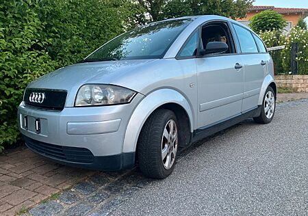 Audi A2 1.4 SHZ Tempomat