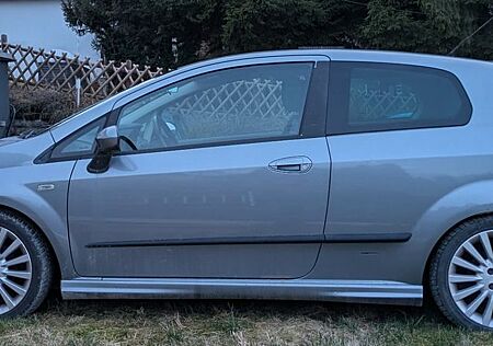 Fiat Punto Baujahr 2006 TÜV neu fahrbereit