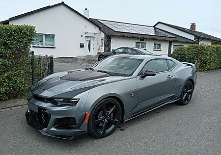 Chevrolet Camaro 6.2 V8 Autom.-Vollausstattung!!!!