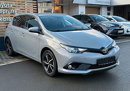 Toyota Auris Team D | AHK | Kamera | Sitzhzg