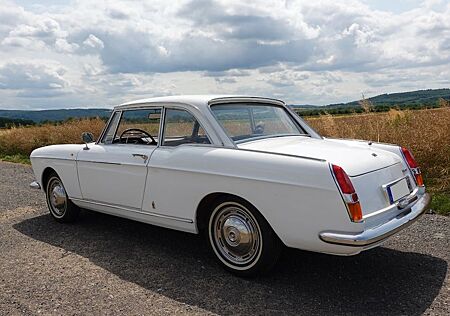 Peugeot 404 Coupé