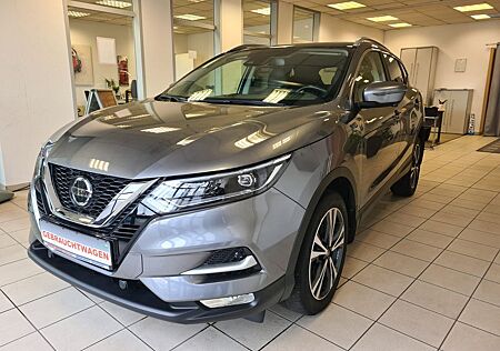Nissan Qashqai / LED / NAVI / KAMERA / PANORAMA