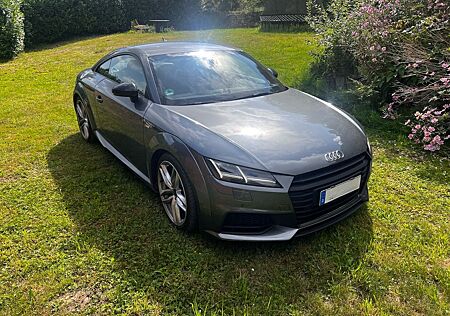 Audi TT Coupé 2.0 TDI ultra S-line | Top Ausstat