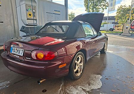 Mazda MX-5 1.9 16V Miracle Mahogany Mica