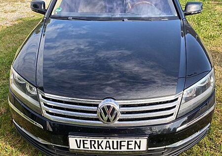 VW Phaeton Volkswagen 4.2 V8 lang 4MOTION Tiptronic 4-Sitzer -