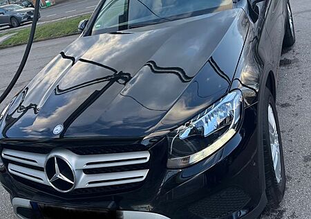 Mercedes-Benz GLC 220 d 4MATIC Autom. - Tüv bis 10/2026