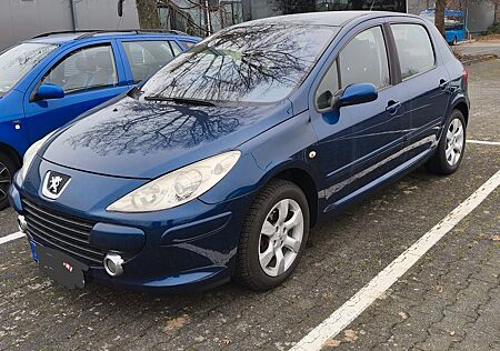 Peugeot 307 Grand Filou Cool HDi FAP 110 Grand Filou...